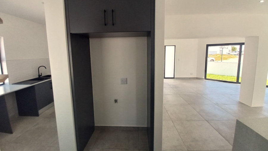 3 Bedroom Property for Sale in Shelley Point Western Cape